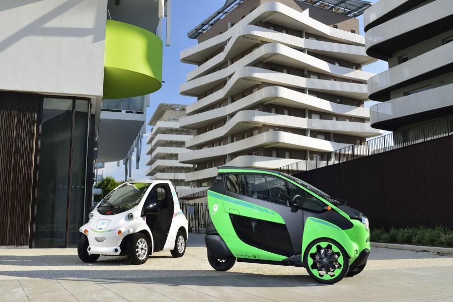  Toyota i-Road 2014 года  (фото 9 из 19)